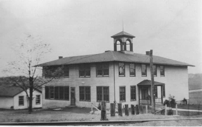 Photo_News_RosenwaldSchool.jpg